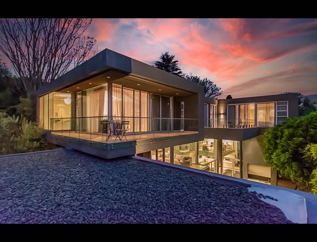 5 BEDROOM HOUSE FOR SALE IN BEDFORDVIEW